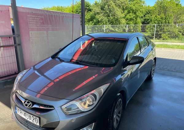 Hyundai i40 cena 18000 przebieg: 360000, rok produkcji 2013 z Kraków małe 106